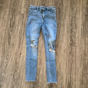 Abercrombie and Fitch High Rise Jean Legging